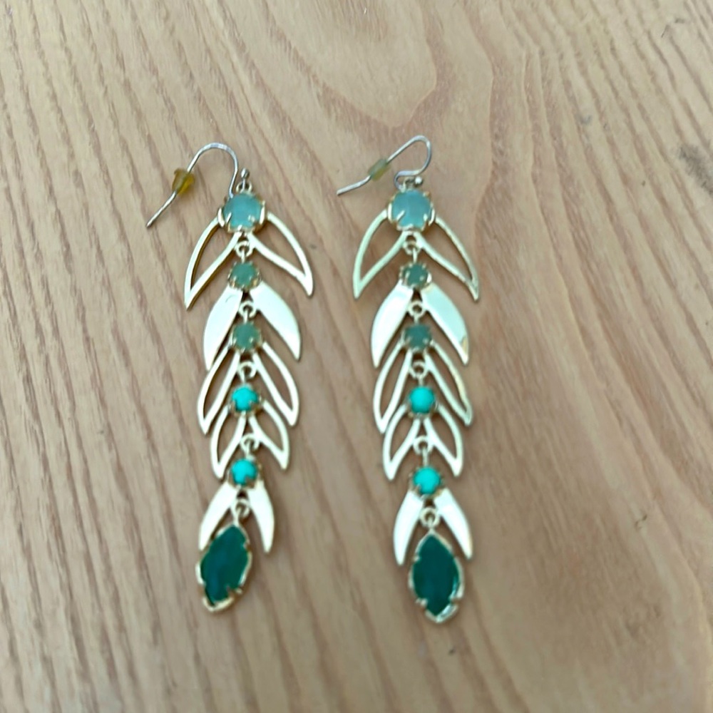 Banana republic green and gold statement drop earrings